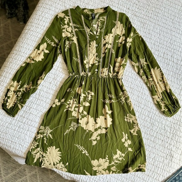 Free People Luna Chix NWT Beautiful dress amazing green and cream dress - Picture 8 of 11